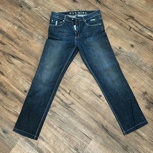 Escales blue jeans. Like new condition. Size 42 EU